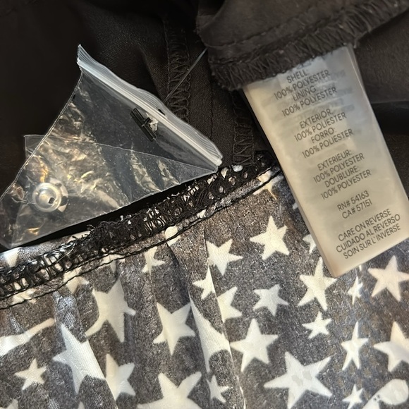 EUC Karl Lagerfeld Paris Star Printed Ruffle Dress  Black & White Size 12 - Picture 11 of 13